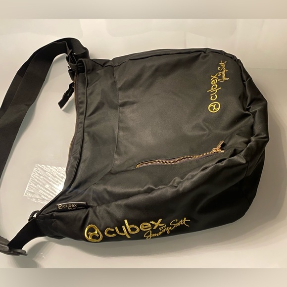 Cybex Priam changing bag by Jeremy Scott - Picture 4 of 8